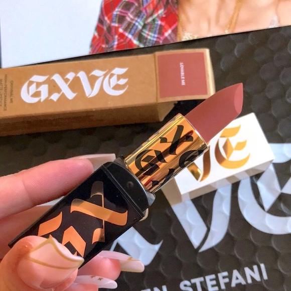 💄💋🆕Gxve by Gwen Stefani Original Me Matte Lipstick in “Lovable Me”💄💋SOLDOUT - Picture 1 of 14